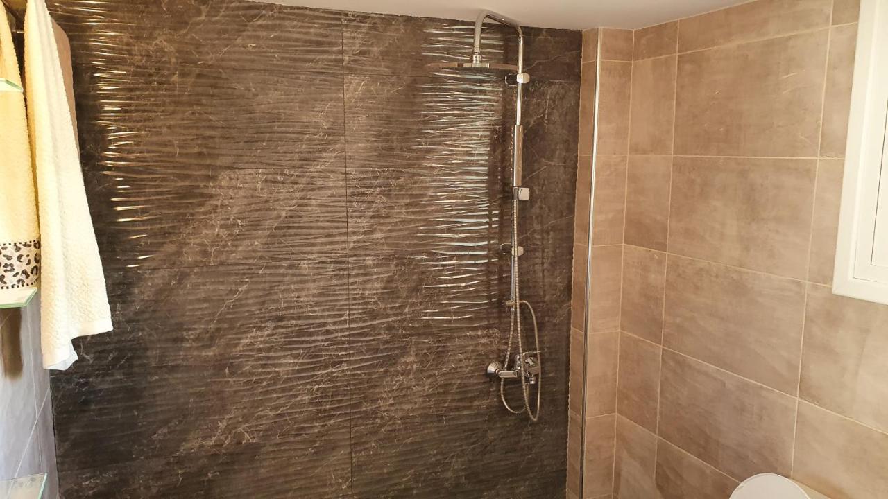 Nafpaktos Beach House Sea View Apartment First Floor 외부 사진
