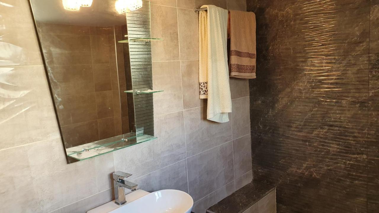 Nafpaktos Beach House Sea View Apartment First Floor 외부 사진